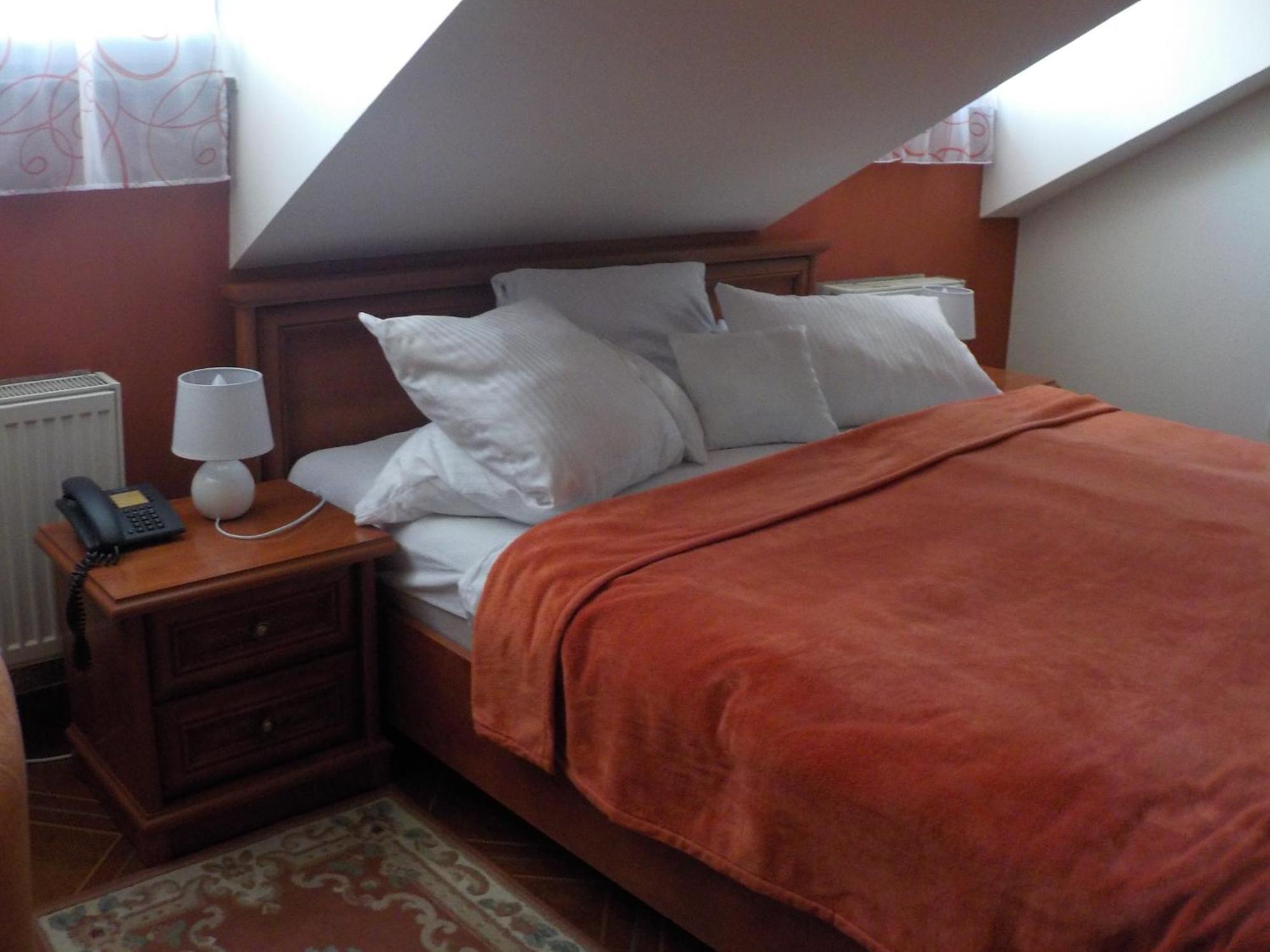 Hotel Krivan Kysucke Nove Mesto Room photo